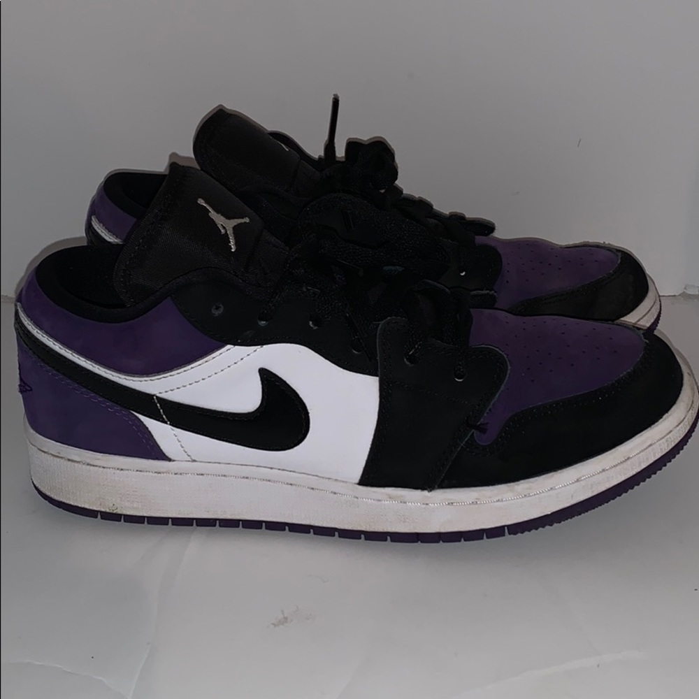 Jordan 1 low Court Purple
